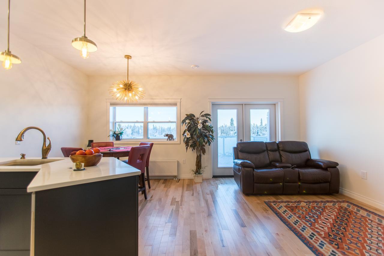 Aurora Deluxe Guest House Yellowknife Εξωτερικό φωτογραφία